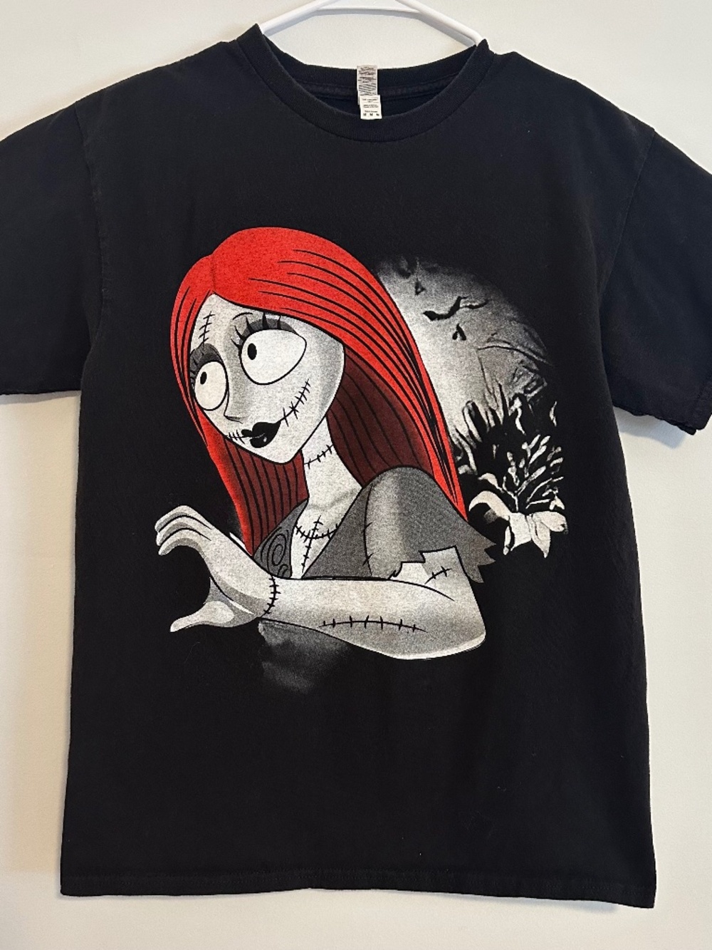 Disney Nightmare Before Christmas Sally T-Shirt Adult Medium Black Half Heart